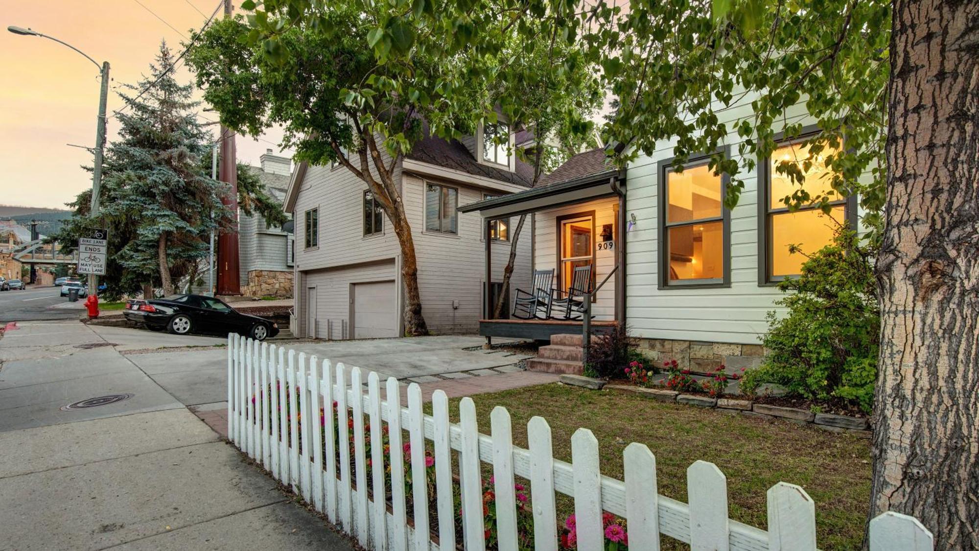 909 Park Ave Home Парк Сити Екстериор снимка
